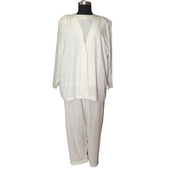 S. G. Four Piece Cream Color Pant & Skirt Suit Plus Size - Picture 1 of 12